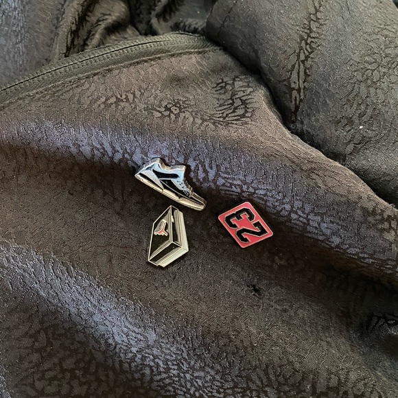 Nike Air Jordan Backpack Black Elephant Print with Pins and Many Pockets - Picture 3 of 5